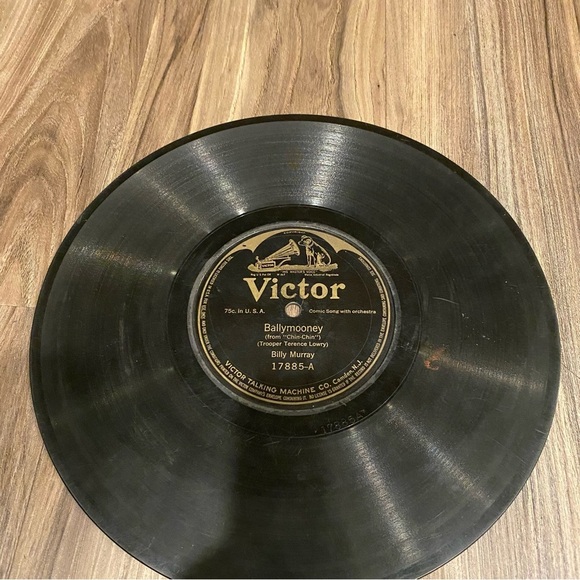 78RPM Victor 17885 Billy Murray - Ballymooney / Floating Green River - Picture 1 of 4